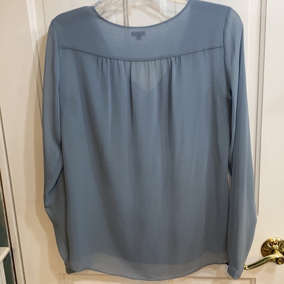 Beautiful Chiffon Blouse - Picture 2 of 3